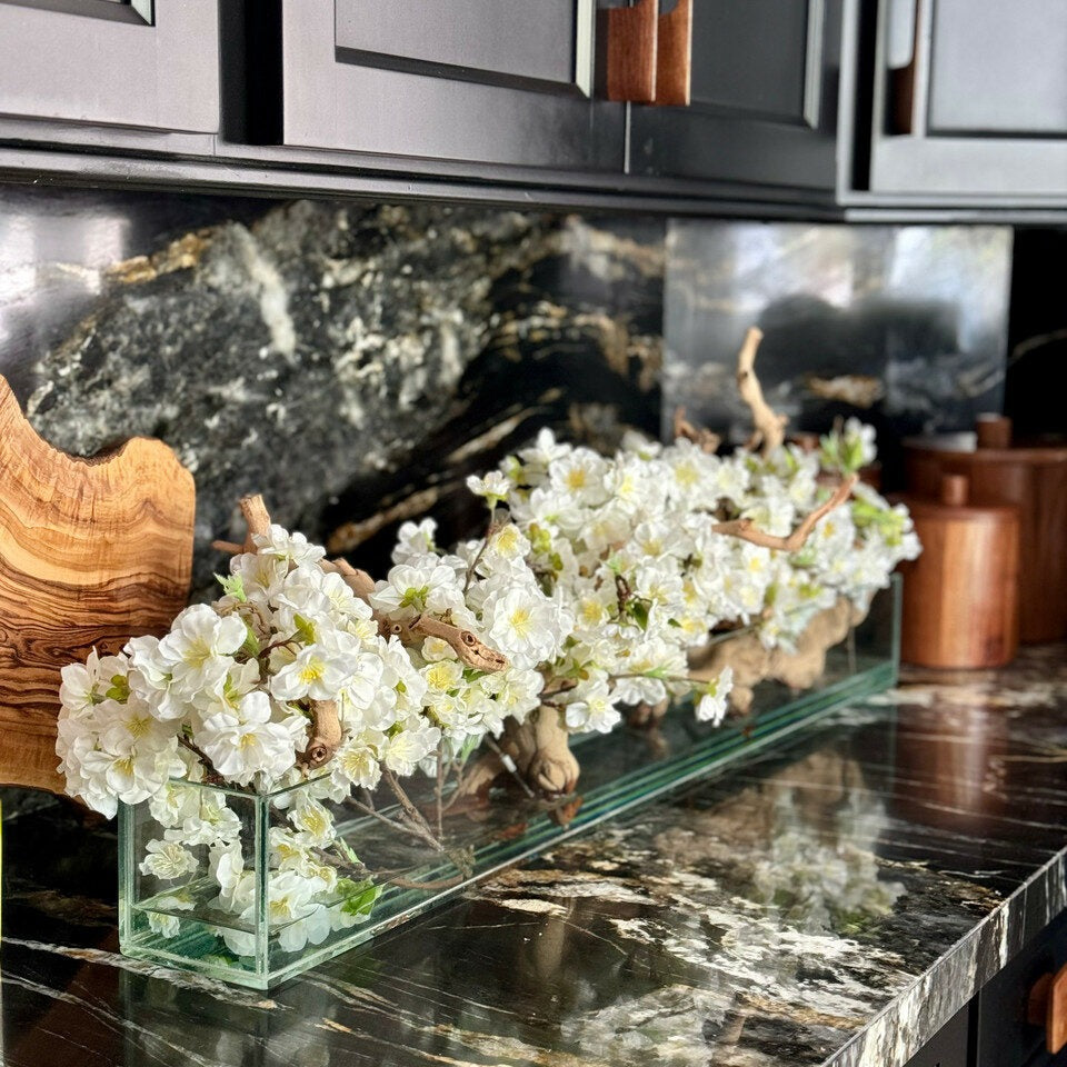 Pot de fleurs en verre Casa Moderna avec fleurs de cerisier