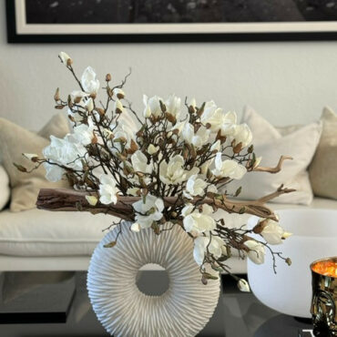 Vase éternité moyen avec magnolias et bois flotté
