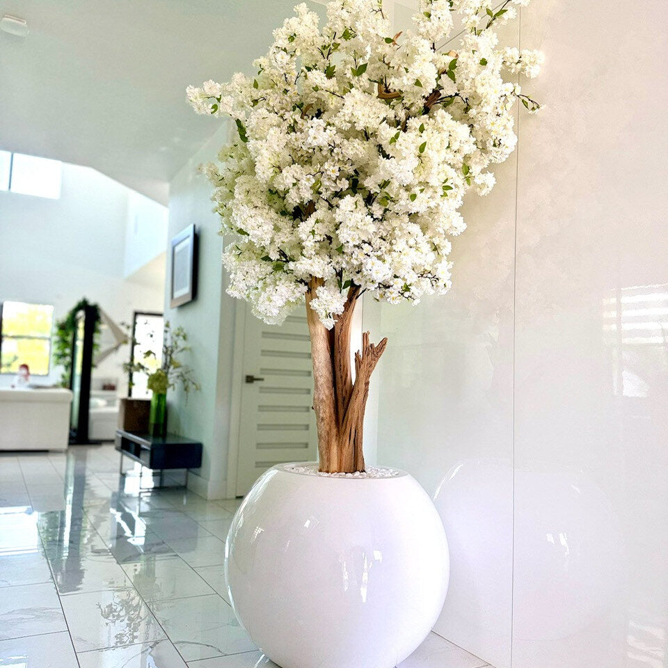 Globe blanc brillant avec cerisier en fleurs personnalisé