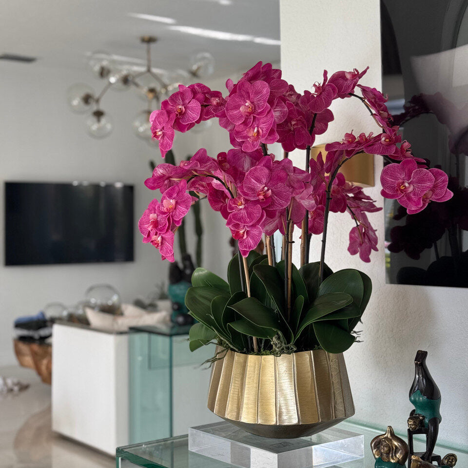 Jardinière bateau Helena avec orchidées Phalaenopsis roses