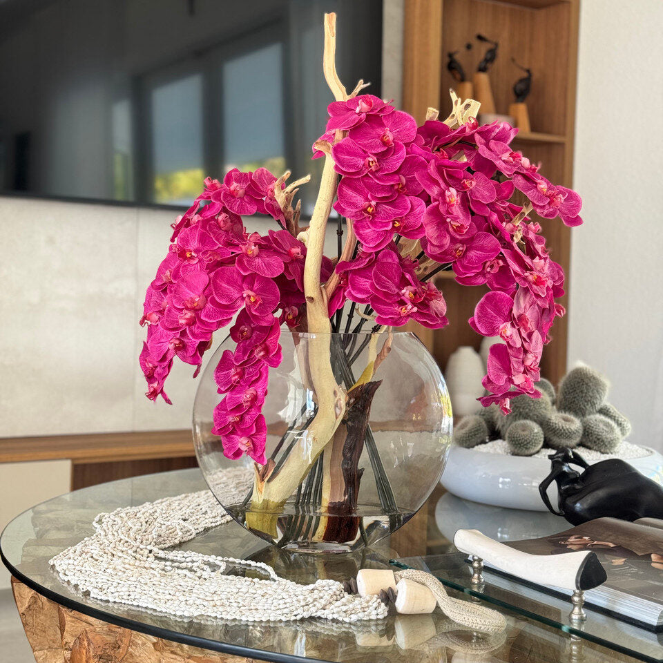Vase lune en verre de 40 cm (16 po) avec orchidées roses et bois flotté